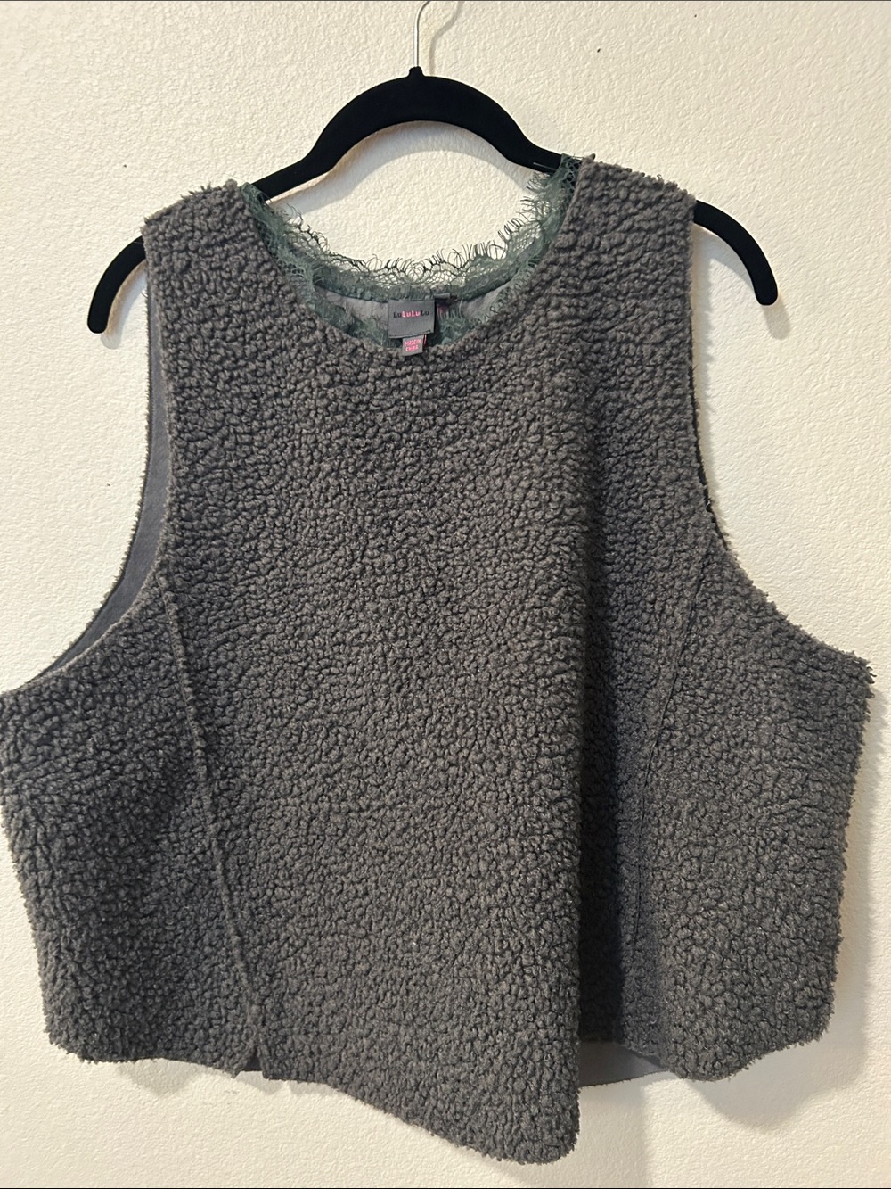 Sleeveless Sherpa Tank Top - Grey